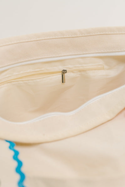 Scallop Parade Tote